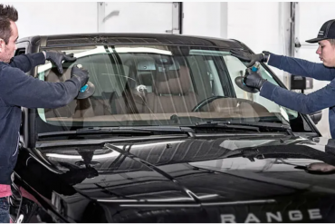 Windshield Replacement Cost: 5 Key Factors That Affect Your Price in Oak Lawn, IL Windshield Replacement Cost: 5 Key Factors That Affect Your Price in Oak Lawn, IL